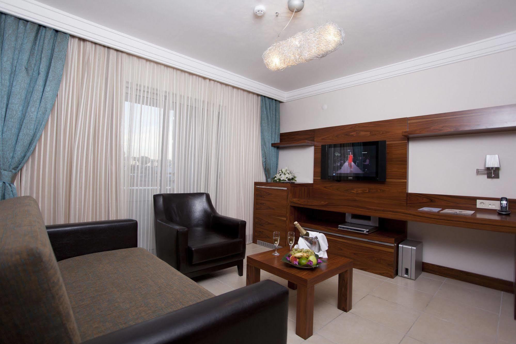 Xperia Grand Bali Hotel (Adults Only) Alanya Extérieur photo